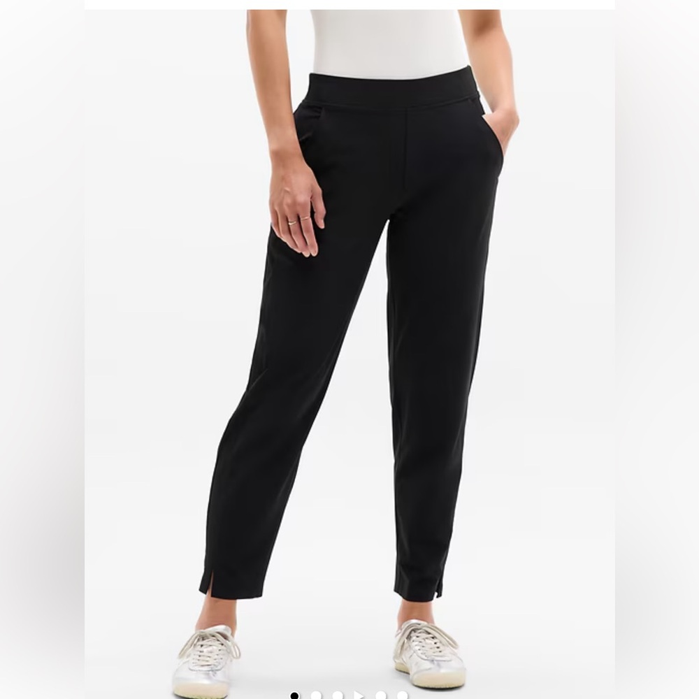 Athleta Brooklyn Ankle Pants -Black Size 2